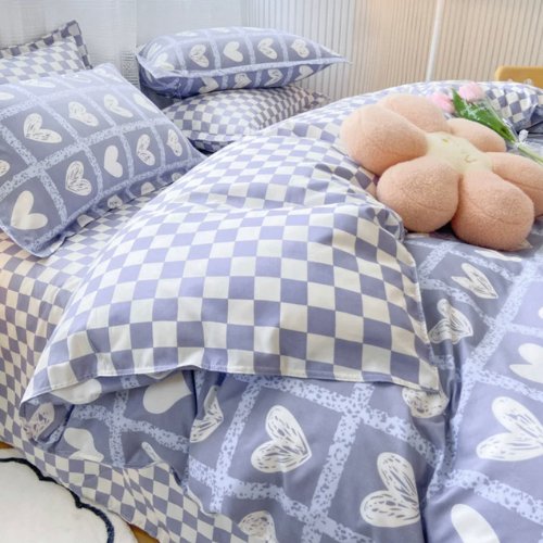 Single size 4 pieces Bedding Set without filler, Heart Checkered Design - BusDeals