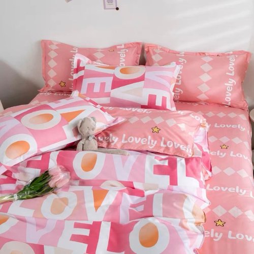 Single size 4 pieces Bedding Set without filler, Pink Love Design - BusDeals