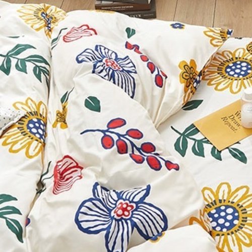 Single size 4 pieces Bedding Set without filler, Summer Flowers Design - BusDeals
