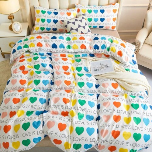 Single Size Bedding Set 4 Pieces Without Filler, Colorful Hearts Design - BusDeals