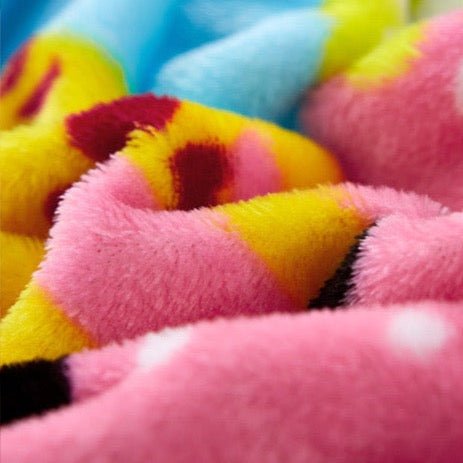 Soft fleece blanket, giraffe design. - BusDeals