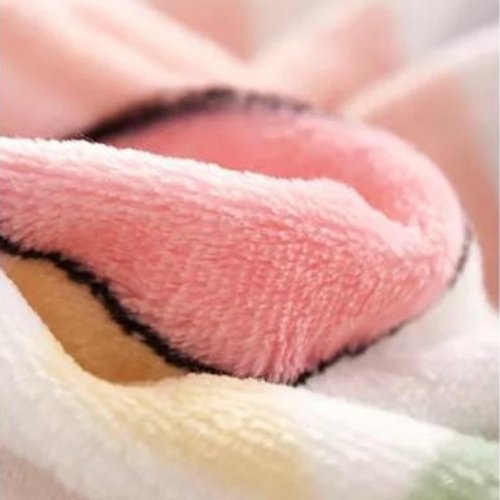Soft fleece blanket, Strawbery design - BusDeals
