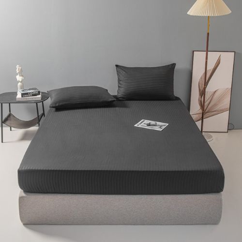 Variance Size 3 Piece Set, Bedsheet with 2 Pillow Cases, Black Color - BusDeals