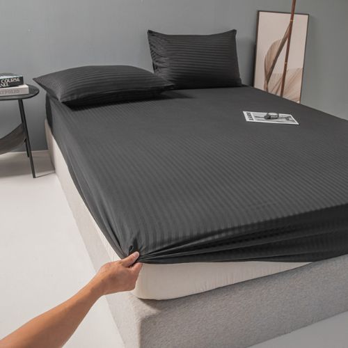 Variance Size 3 Piece Set, Bedsheet with 2 Pillow Cases, Black Color - BusDeals
